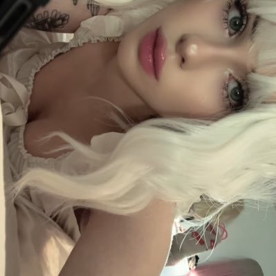 sxlverdoee's profile picture. 19+ | Professional spoiled online gf