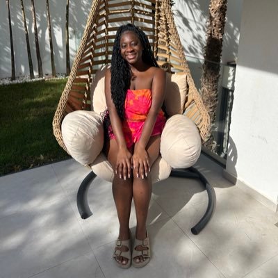 mimiology_'s profile picture. 