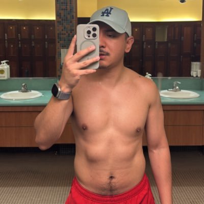 philliparrz's profile picture. 🏳️‍🌈