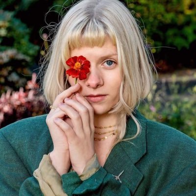 AlecAckerman4's profile picture. El precio de los mejores momentos es tener que recordarlos y saber que no volverán a pasar…