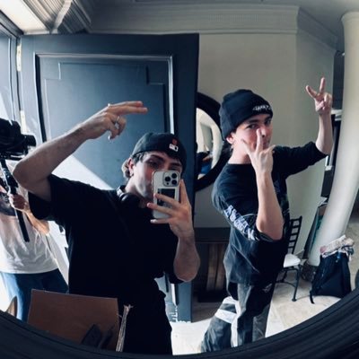 codeinwee's profile picture. todo bait