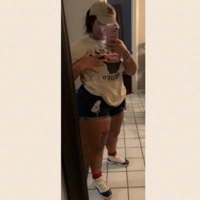 KrissyB2024's profile picture. new here ☺️ honey cocainee 🍯 not famous just real fawking pretty 🥵 Follow me on IG: _shesoopretty_ be cool on me hoes 🫶🏼💋