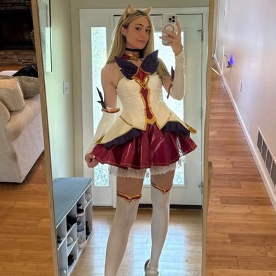 mickeybella601's profile picture. Trans girl =I Just having fun and being proud tbh Telegram https://t.co/hf11fwun5z