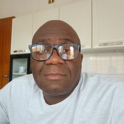 edinhodati's profile picture. 