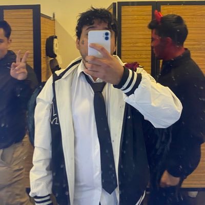 jesuslugo_96's profile picture. 💔