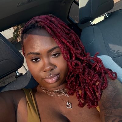 probablyakua's profile picture. virginia state university alumna • 🦈