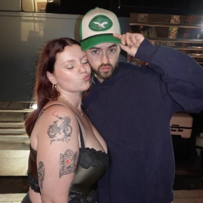 thoughtiwasgia's profile picture. ogoc-knj