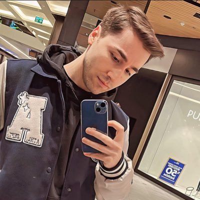 chessmeisterr's profile picture. 