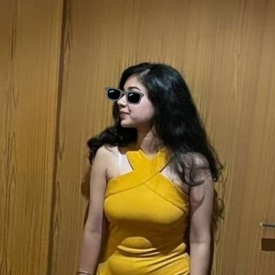 __samosaaaa__'s profile picture. 🩺Appreciate food & sarcasm