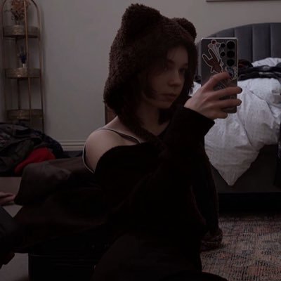 emmawolfzz's profile picture. Emma Myers’ fan page!! 💫┆🌷 Supporting cute and talented Emma ✨ 🌸!  My heart for her 💕