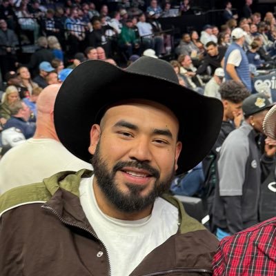 DaveedValencia's profile picture. LLM Philosophy. Machine reasoning, context, and meaning.