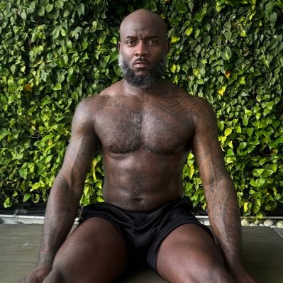 WeLoveJamesAnt's profile picture. I’m not here to fit into your world. I’m here to make my own. https://t.co/XYRGsGv497