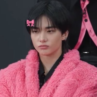 doxmineight's profile picture. kpopper, emo e fã de divas pop