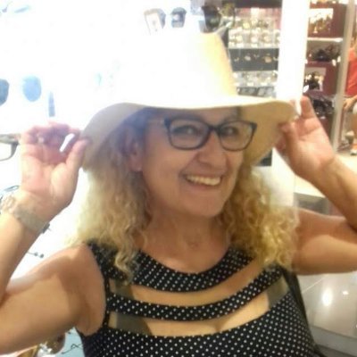 OtiliaFdeMoura's profile picture. Relações Públicas!

Caiu, levanta! Faz dessa queda um passo de dança e logo após descansa. A sua dor não é eterna. Vai passar. 
Lula,Presidente do Brasil🙋‍♀️