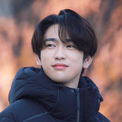 jjpsempiternal's profile picture. “It’s been a long road, been through ups and downs, but we’re still here, still alive” - GOT7 ✴︎