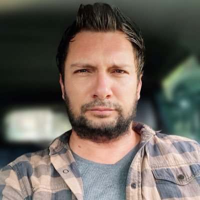 diegoa_am's profile picture. Escritor 🇨🇴 El país del prisma, En remolinos, Del tiempo y sus demonios, Silencios olvidados, El detective Johan Jarek, El final de todas las palabras, ...