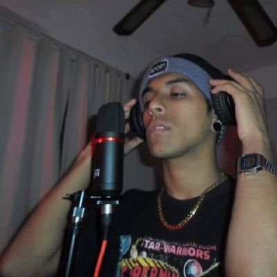 agostss's profile picture. yo notomo y soyun duro vos tomas y sos unblando