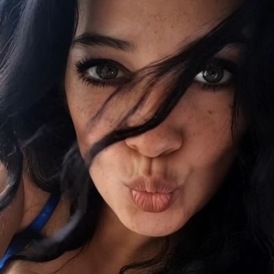 LOVREGA's profile picture. Soy más fuerte de lo que crees, y más valiente de lo que imaginas.