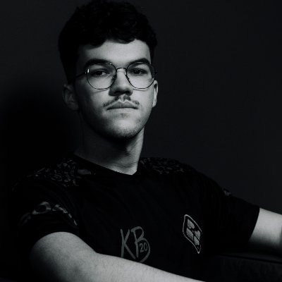 rwfps1's profile picture. 19
@fourmagicgg