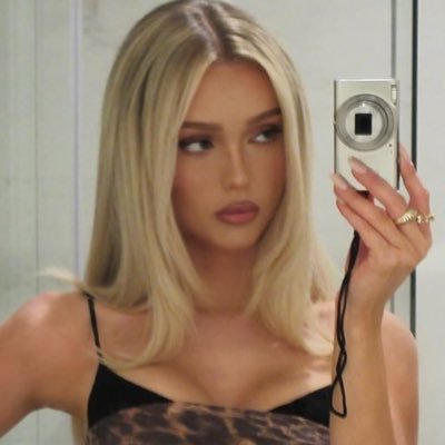 bizzjournals's profile picture. better at 70.