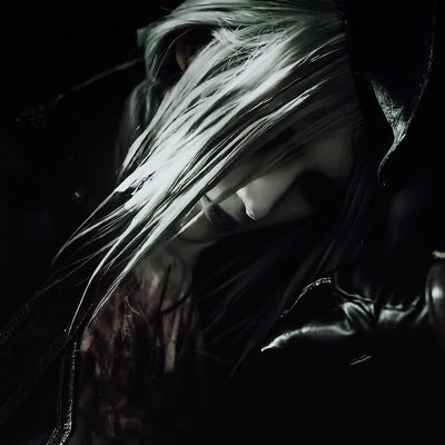 mothlbatt's profile picture. 🗝️﹒ mdni ⋮ nsfw ﹒ femme lesbian 🏳️‍⚧️