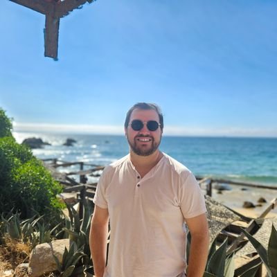 aldusvidal's profile picture. Periodista, más ágil que una tortuga, más fuerte que un ratón, más noble que una lechuga, mi escudo es un corazón...