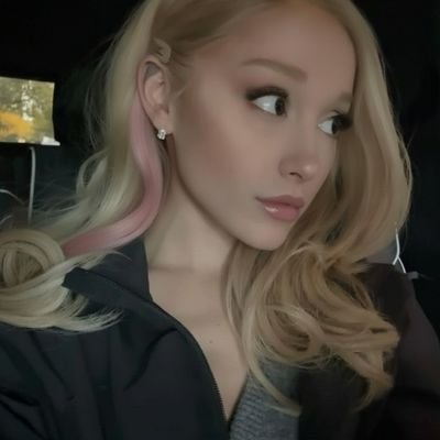 myhairposi's profile picture. get well soon by @arianagrande ★ (conta nova)