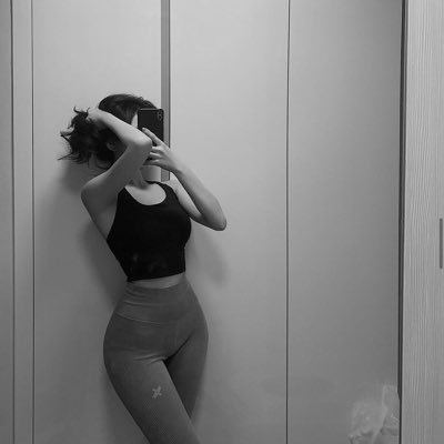 yenumali's profile picture. 28 / 看护师/ Mです ♡
连络はこちらからhttps://t.co/3EXE5fTBxZ