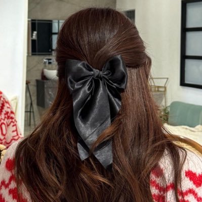 YankeeBloom's profile picture. Innovating with grace/ Entrepreneur with a purpose/ Inspiring confidence,one design at a time.