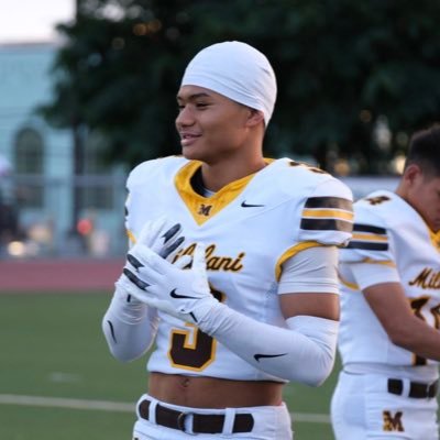 Shay_Hunterr's profile picture. C/o 2027- ATH(DB/SLR) - Mililani High School /5’10 1/2/ 175lbs. / 3.1 GPA / 21.4 MPH (Official) / Athlete 🏃‍➡️🏈🏀
