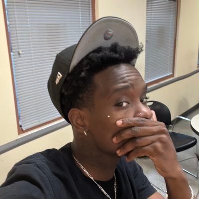 craznig's profile picture. 