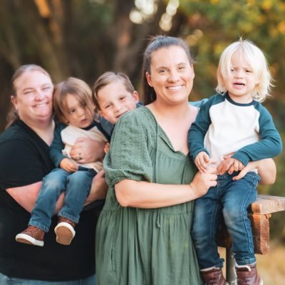 gdsmasljs's profile picture. mommy to three. 🤍