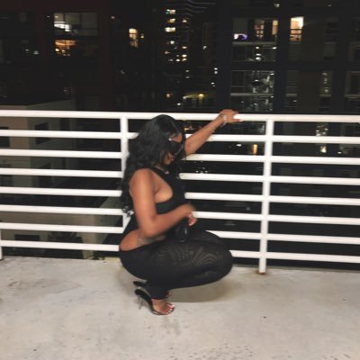 ZVRIAHSVNSHINE's profile picture. EARTH ANGEL. DIGITAL MUSE. VISIONARY.