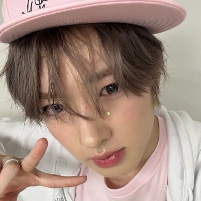 jw8yen's profile picture. me gusta hong kyung y nct