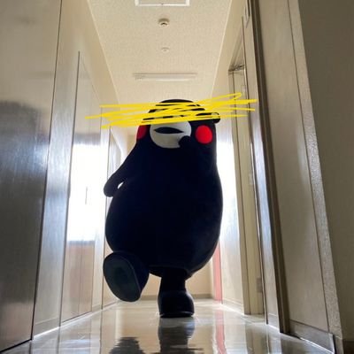 mlnmlk's profile picture. Aroma roti yang baru dipanggang aja enak, apalagi pacar orang.