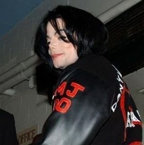 mjsunshiine's profile picture. #MJisinnocent

o defenderei com unhas e dentes.
Mature Era lover