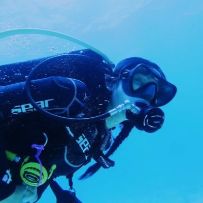 lexixyyy's profile picture. Fashion Designer