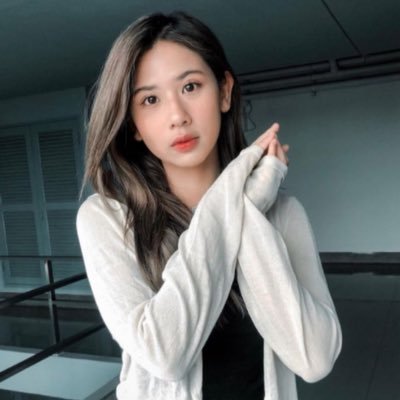 lqscco's profile picture. “You make my days brighter.”