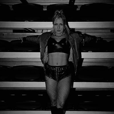 TOXICSPlDER's profile picture. 18+. PARODY.