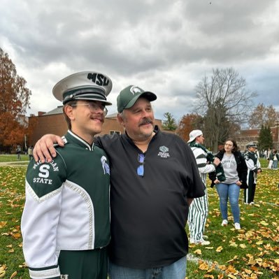 ToddStefan's profile picture. 1 Step, 1 Punch, 1 Round at a time. Go Steelers, Pirates, Pens; #dana, 🇭🇺 🇺🇸 #GoGreen 💚🤍 Sparty