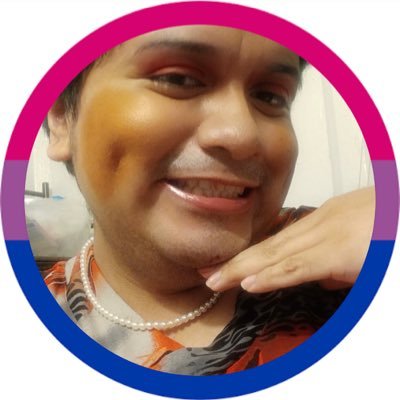 swiftie13fanboy's profile picture. bisexual 🩷💜💙 || feminist || 24 || he/him || swiftie since 2020