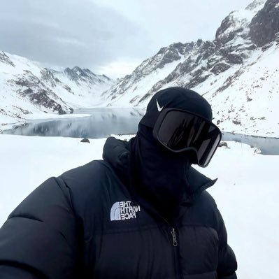 djilyndoye98's profile picture. #Digital #socialmedia #nike #LAKERS🏀#culerCatalan #blogger #Vlog #madeinafrica 🌍🛖 married 💍