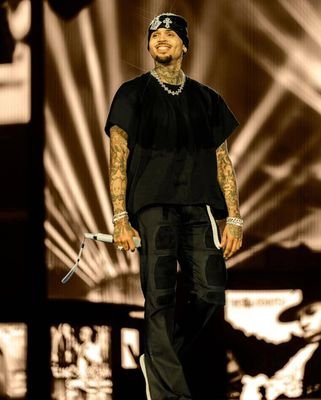 BIndig09324040's profile picture. chilling