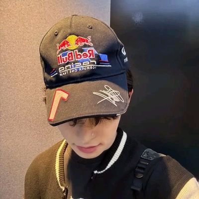 KimmJimi's profile picture. ✨🛹✨