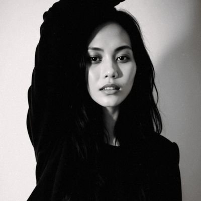 PatVillaceran's profile picture. ⚫ Disruption & Organized Chaos ⬛ Creating #purpose-focused enterprises. 🖤

\ 'Vie la vie dans l'intérêt général, pour le sommum bonum.' \