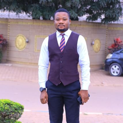 Shaloom985648's profile picture. juriste, avocat conseil. 
intéressant des questions environnementales, citoyen engagé.