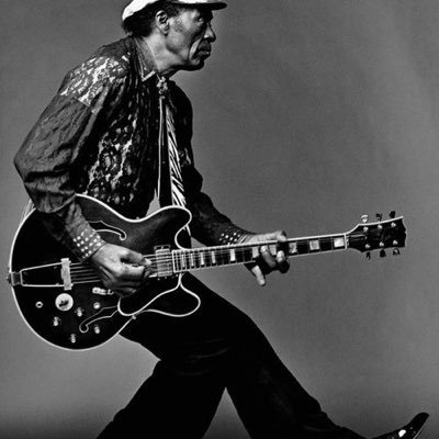 __slapsgiving's profile picture. ‏‏‏‏‏‏عندي مشاكل كتيرة ما قادرة احسبهم عشان الرياضيات وحدة منهم