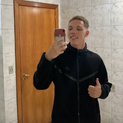 frozyMOLA's profile picture. Eng. Software UCS
Garibaldi Rs
Ninguém pega na cgzada 🚀