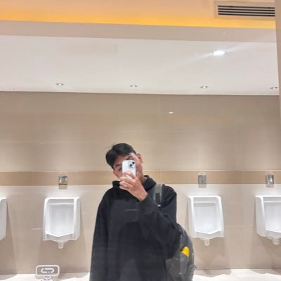 redgetheorange's profile picture. these will all be stories some day...