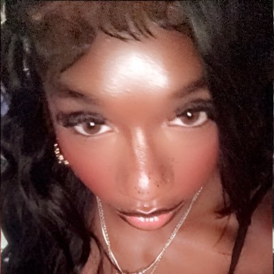 MyreannaB's profile picture. UT track and field